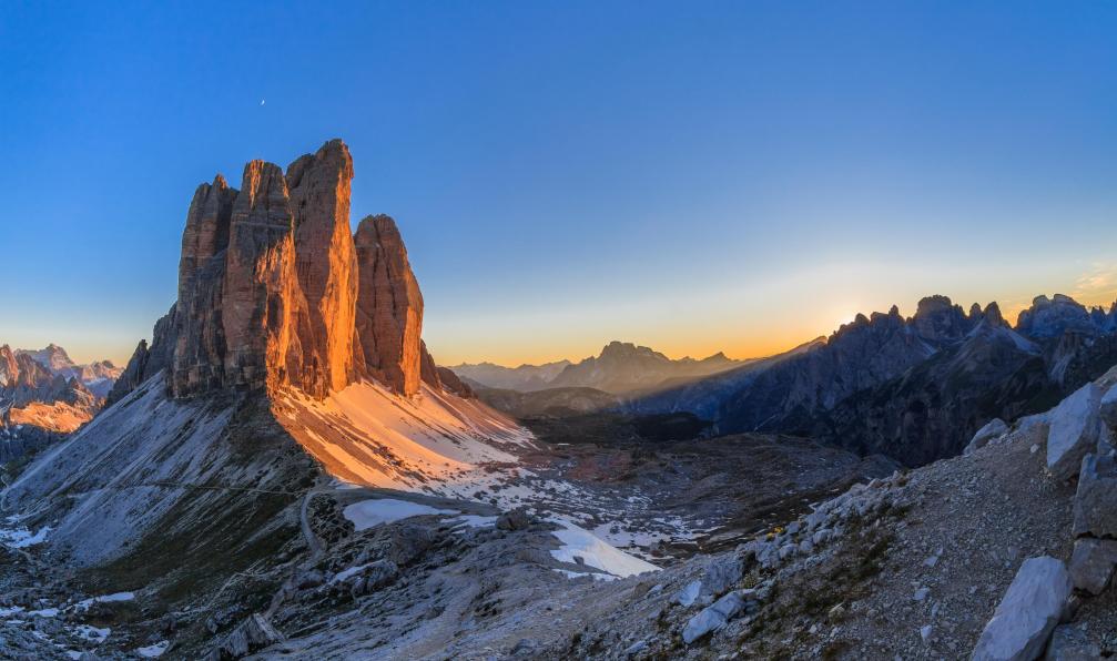 M.Porojnicu - Istock - Tre Cime au coucher du soleil, Dolomites, Alpes Italie. - Le meilleur des Dolomites de Cortina - 4