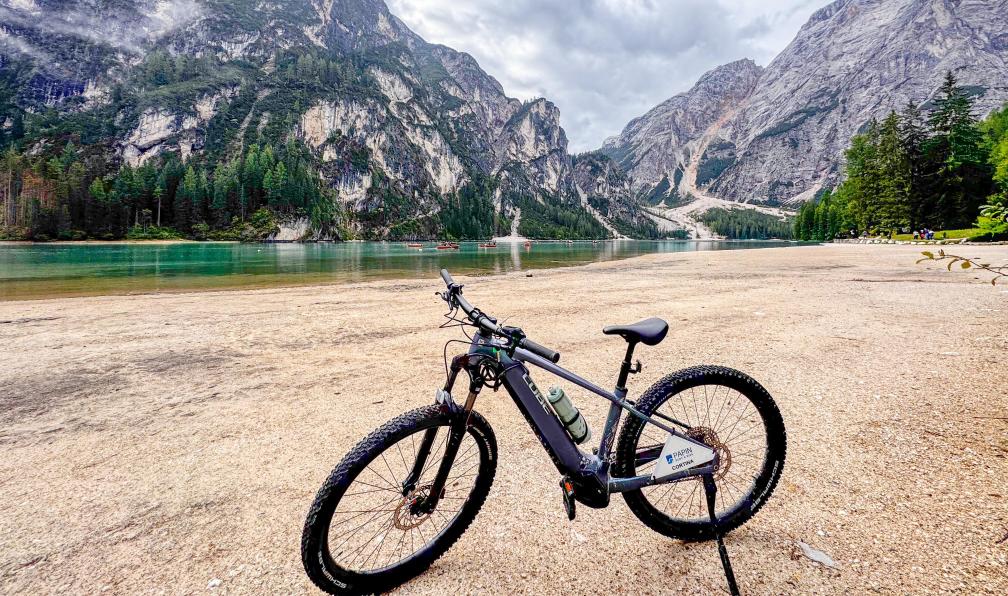 Maujean - Floriane - Vélo au lac de de Braies, Dolomites, Alpes, Italie - Les pistes des Dolomites à vélo - 2