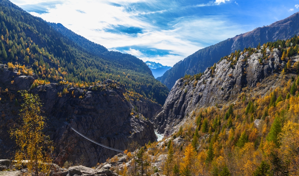 VogelSP -  istock -  gorge de la Massa, Suisse - Rando-forme dans le Valais - 3