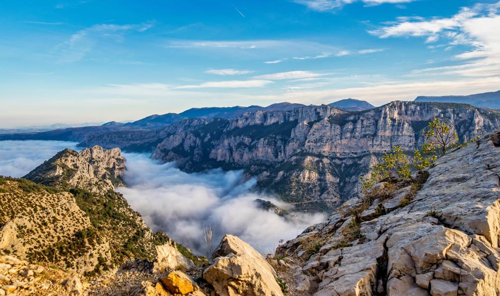 rudiernst - Adobe stock - Mer de nuages sur le gorges du Verdon, France - Les gorges du Verdon en étoile - confort - 9