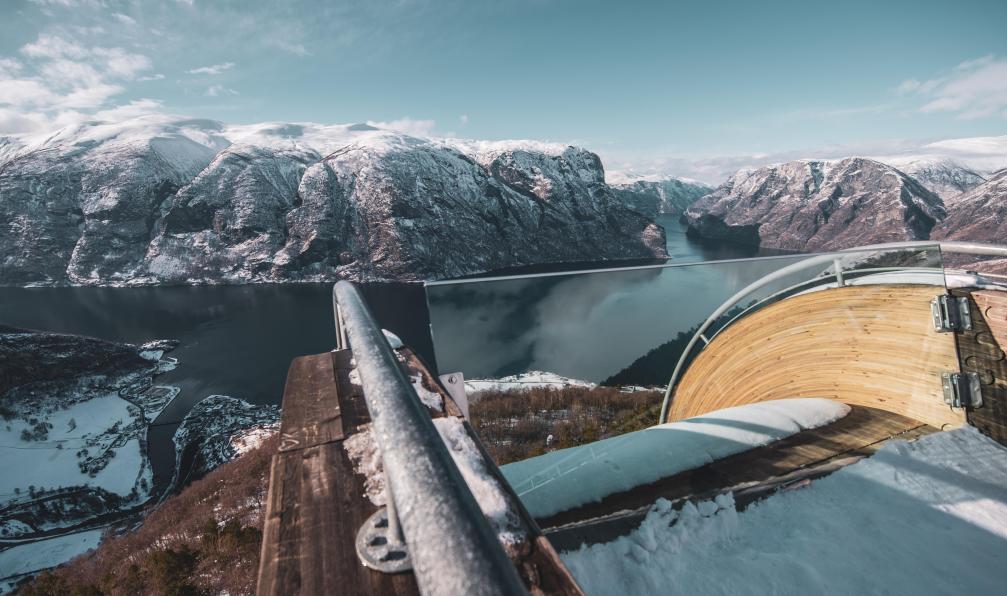 Hjørnevik - Sverre - Norway's Best AS - Point de vue de Stegastein sur les fjords enneigés, Norvège - Un hiver au coeur des fjords norvégiens - 3
