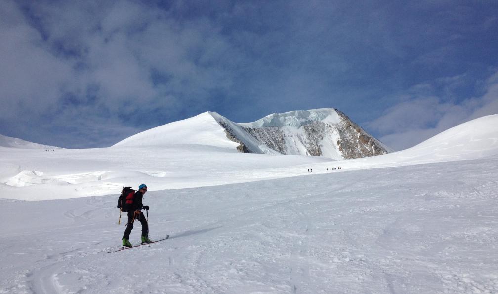 Montée au Wannenhorn, Oberland, Suisse. - La haute route de l'Oberland à ski - 10