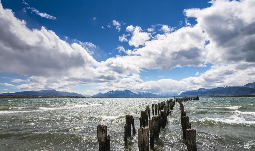 Sergdid -  Istock -   fjords de Puerto Natales à Tortel;Chili - Terre de Feu, Patagonie et Iguazú - 4