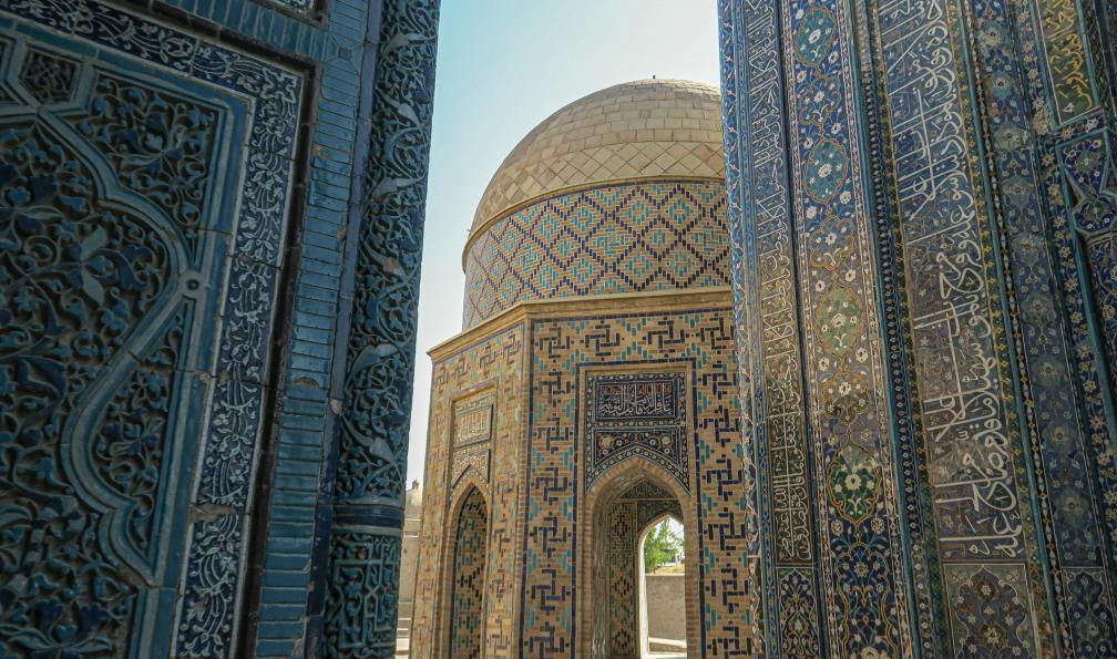 Collignon - Yoan - Palais traditionnel avec mozaïque, Samarcande, Ouzbékistan - Lacs et coupoles turquoise d'Asie Centrale - 6