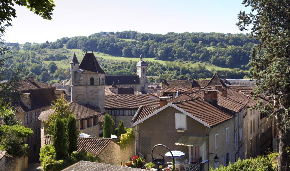 ChrisAt -  Istock -  Vue sur les toits de Figeac;France - Sur les chemins du Lot au Périgord - 4