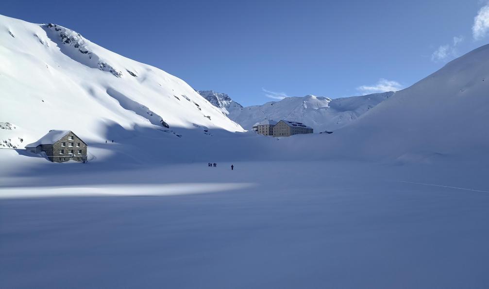 suisse-week-end-raquette-en-chartreuse