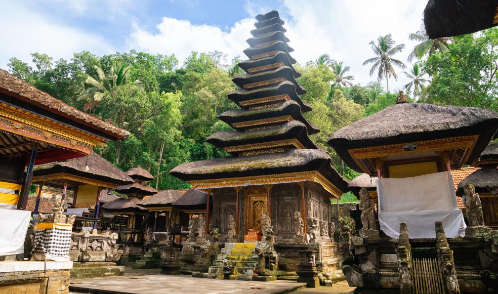 Crétois - Chloé - Temple à Bali - Du Kawah Ijen aux raies Mantas - 2