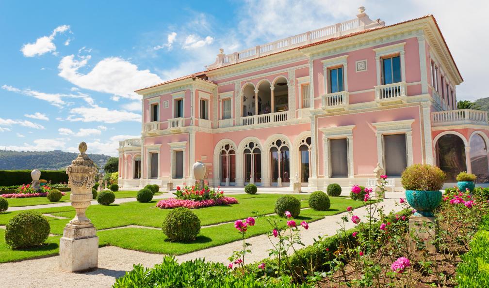santosha57 - stock.adobe.com - Garden in Villa Ephrussi de Rothschild, Saint-Jean-Cap-Ferrat
 - Côte d'Azur, itinérance des cimes à la mer - 10