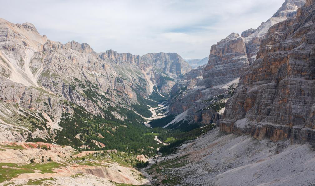 Crétois - Chloé - Vallée de Travenanzes en drone, Dolomites, Italie - Dolomites : raid au coeur des cimes - 3