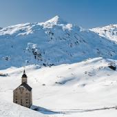 raquettes à l'hospice du simplon