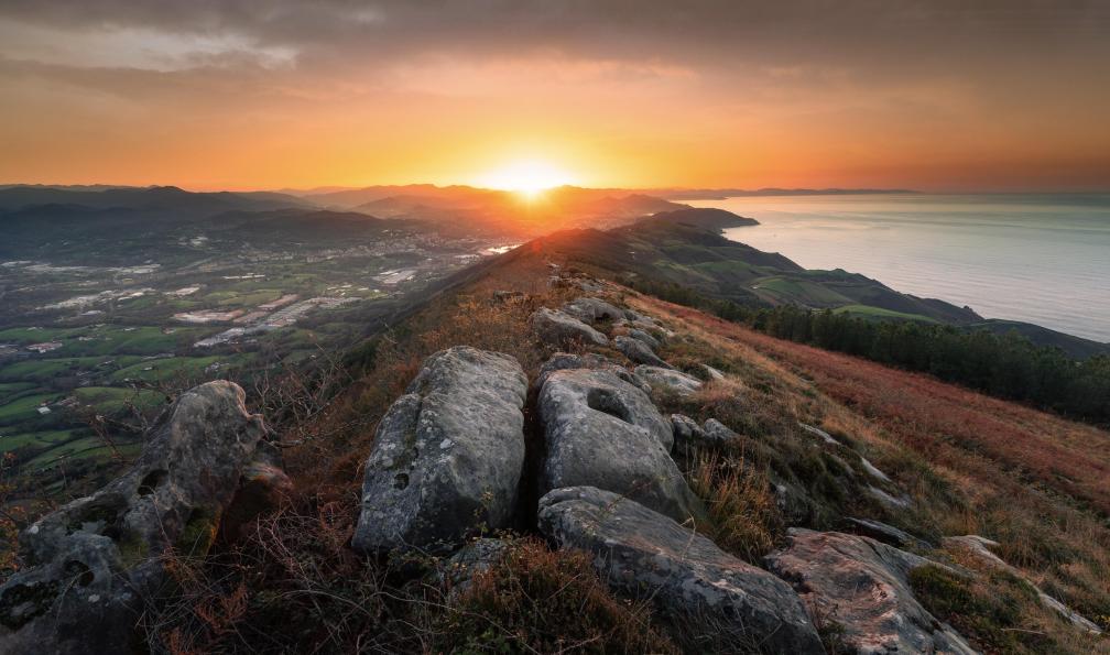 Jorge Garcia Argazkiak -  Istock -  Jaizkibel montagne à côté de la côte basque, Pays Basque - Rando-balnéo au Pays basque - 1