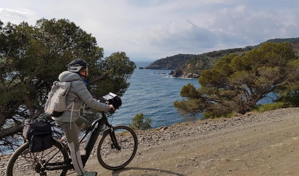 Alice Naef -  Vélo de Collioure à Cadaqués, France - La côte catalane de Collioure à Figuerés à vélo - 3