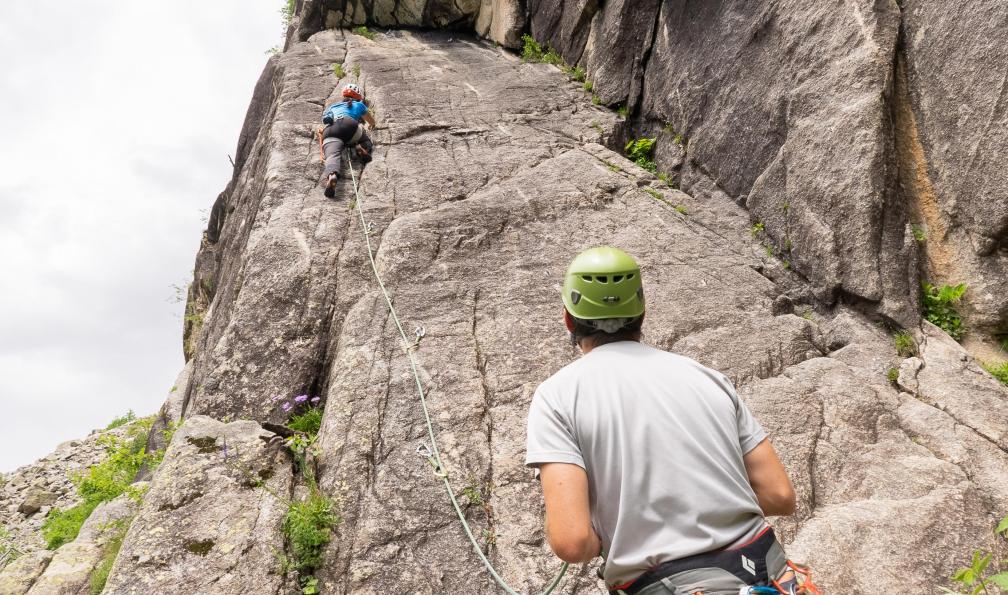 Crétois - Chloé - Session d'escalade à Ailefroide dans les Écrins - Micro aventure dans les Ecrins - 10