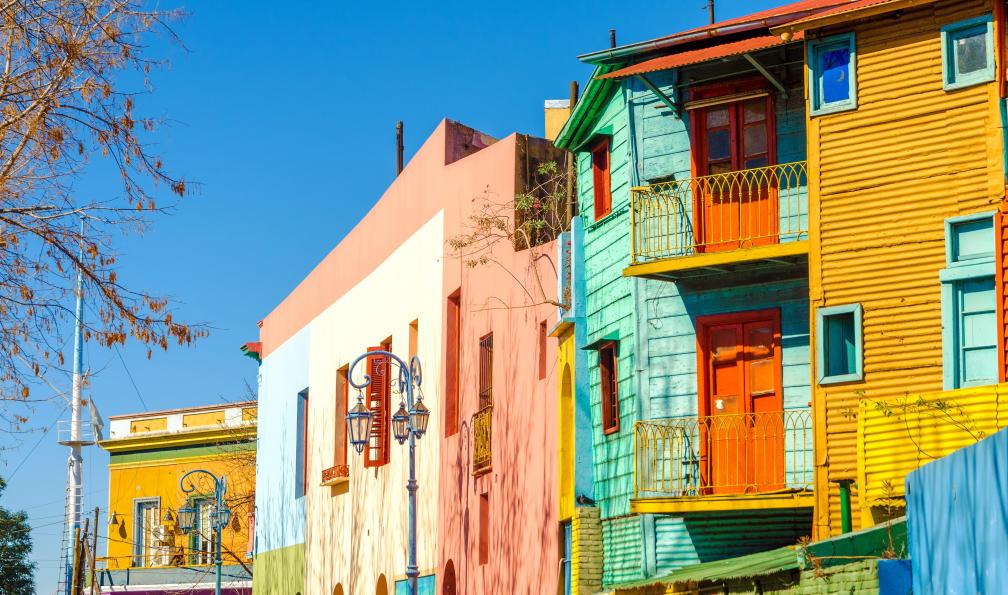 DC_Colombia -  Istock -  La Boca, Buenos Aires, maison de toutes les couleurs; Argentine - L'Argentine de bout en bout - 1