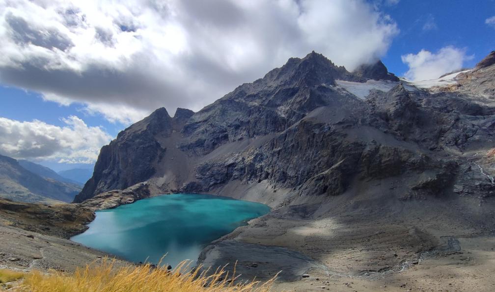 Hauer -  Florian -  Panorama sur le Lac de l'Eychauda dans les Ecrins, France - Micro aventure dans les Ecrins - 9