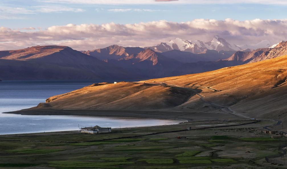 structuresxx -  istock -  Lac de Tso Moriri, Inde himalayenne - Markha, Kang Yatse et lac Tso Moriri - 1