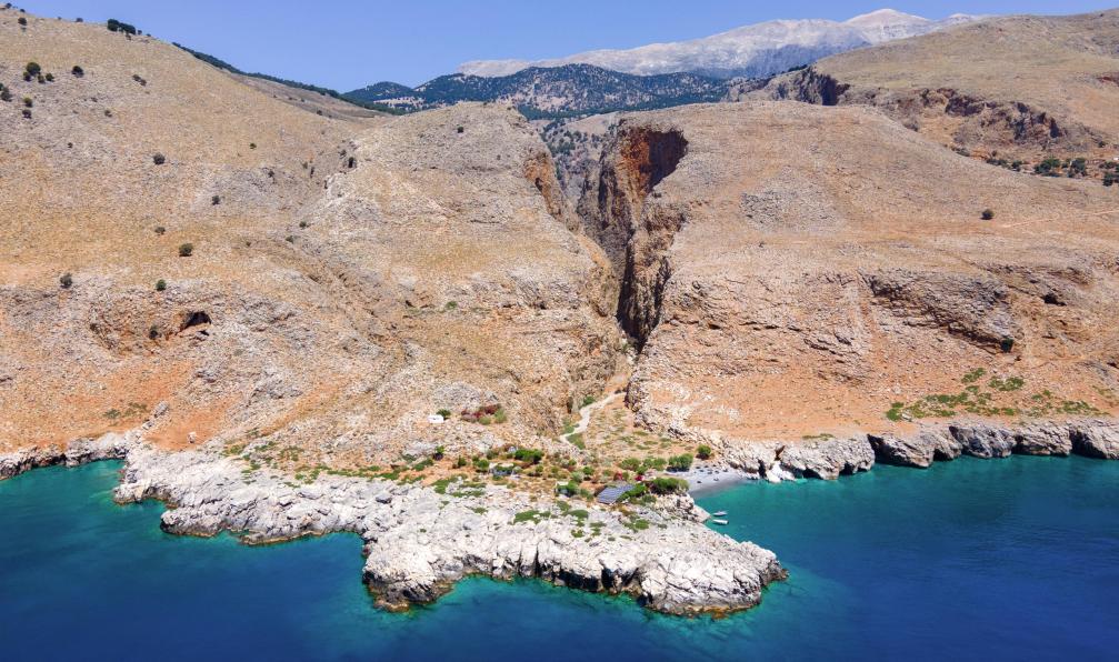 Denys Fionov -  Istock -  Plage de Marmara vue du ciel, Crète, Grèce - Les trésors de la Crète orientale - 4