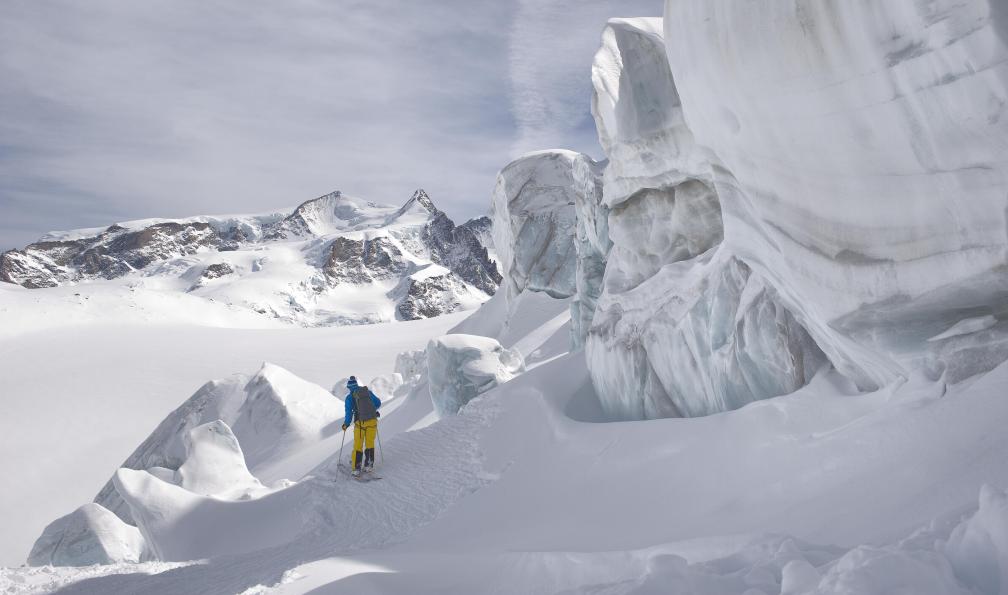 nicoventurin -  Istock -  Skieur free ride sur le Mont Rose (Monte Rosa);Italie - Les cimes du Mont-Rose à ski - 6