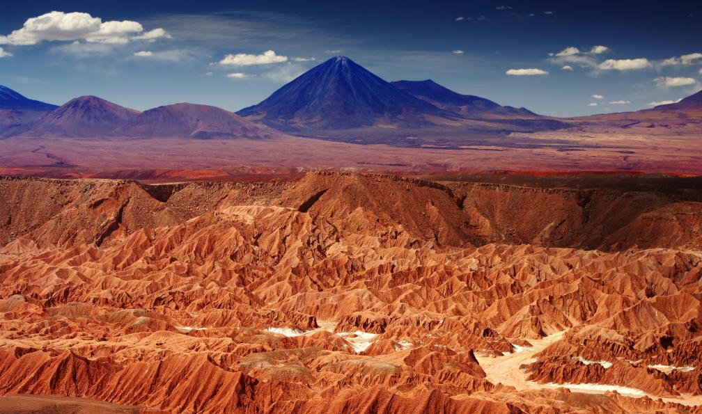 Skouatroulio -  Istock -  Désert d'Atacama, Chili.  - Désert d'Atacama, salar d'Uyuni et île de Pâques - 1