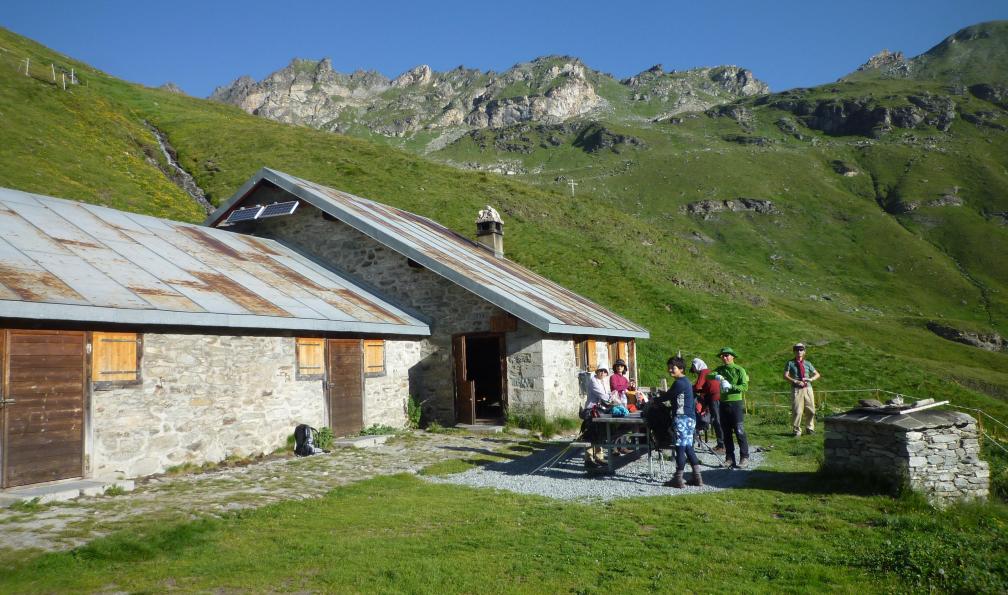 Cabane de la Barma, au-dessus du lac des Dix, Chamonix-Zermatt, Valais, Alpes Suisse. - De Chamonix à Zermatt, la version intégrale - 6