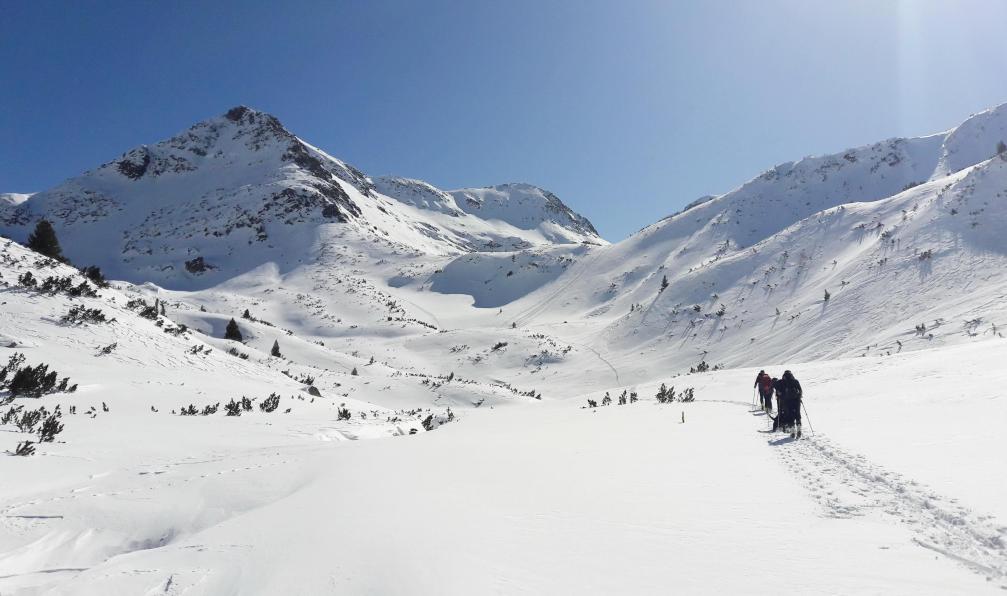 AMIS TOURS - Skieurs dans le Pirin, Bulgarie - Rila et Pirin, ski de rando en Bulgarie - 10