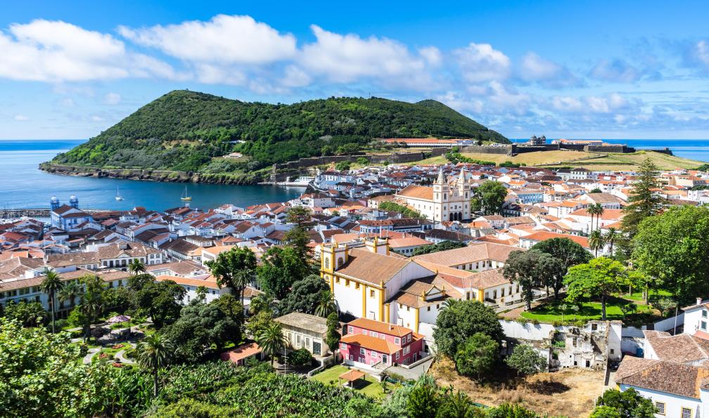 font83 -  Istock -  Vue ensoleillée dAngra do Heroismo de Alto da Memoria;Açores;Portugal - Les Açores d'îles en îles  - 1