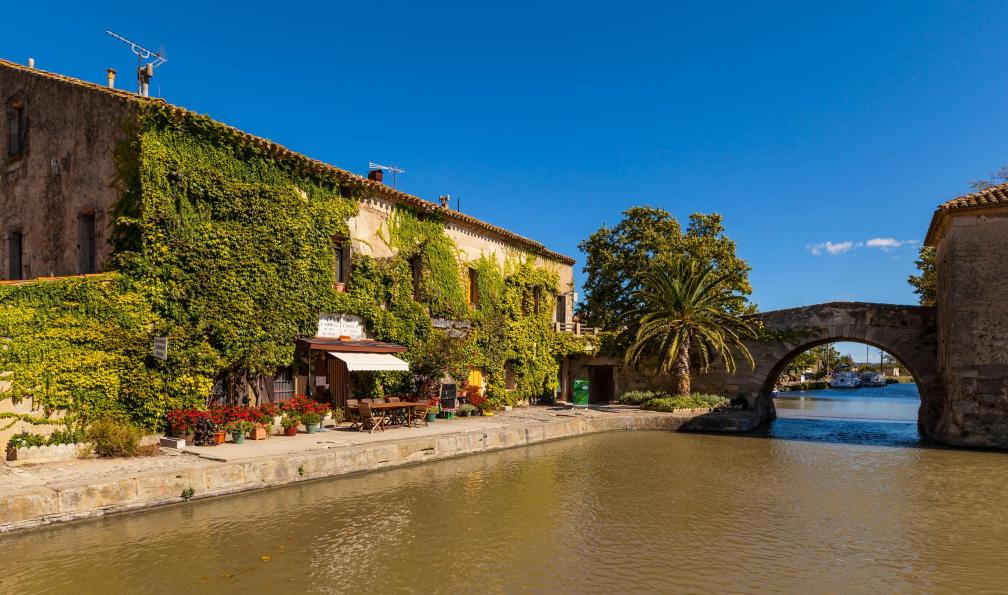 Fotolia -  Canal du Midi, Provence, Méditerranée, France. - Le canal du Midi à vélo en famille - 6