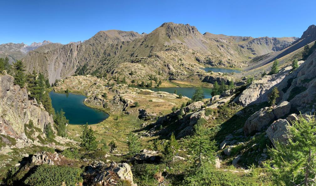OT Mecrantour - Panorama sur les lacs de Vens et l'aiguille de Tortisse, Mercantour, Alpes, France - Dolce Mercantour : de lacs en lacs - 5