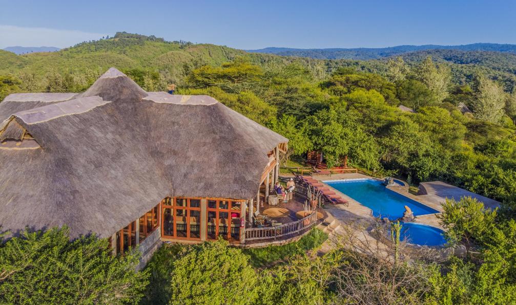 HorsPiste -  tanzanie -  Vue aérienne sur une lodge avec piscine;Tanzanie - Trilogie en Tanzanie - 11