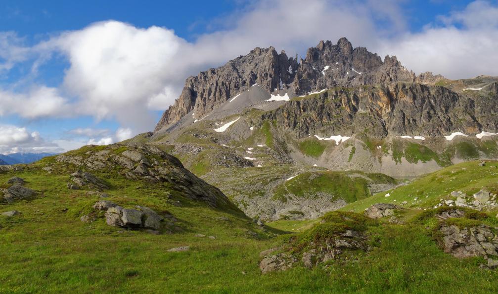 BergeImLicht  -  Shutterstock -  Massif de Cerces sur le chemin du %ont Thabor;France - Micro aventure en Clarée - 7