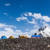 trek glacier baltoro