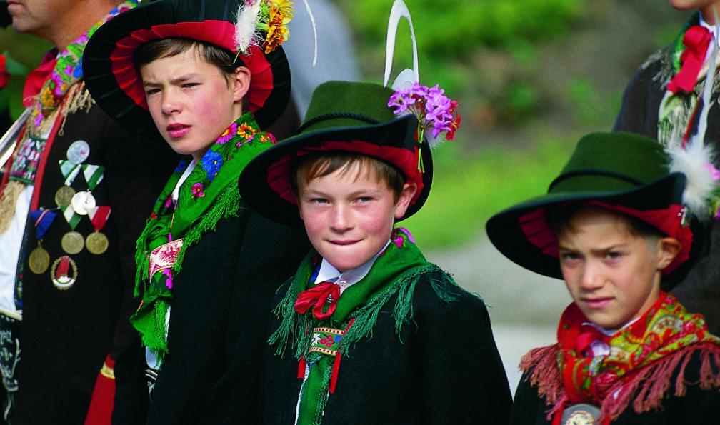 Enfants en habits traditionnels, Tyrol, Autriche. - Rando-forme au Tyrol - 4