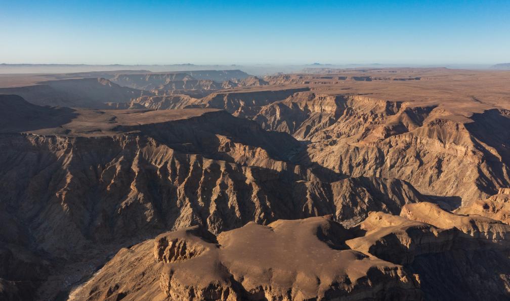 Chloé - Crétois - Vue drone du Fish River Canyon - Safaris et grands espaces du sud - 9