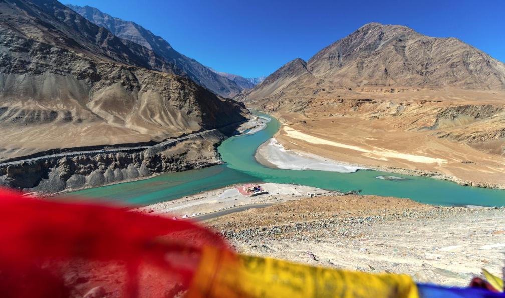 martinhosmart -  istock -  Confluence de l’Indus et le Zanskar, entre Kargil et leh, Inde - Petit Tibet: Trek dans la vallée de Sham - 6