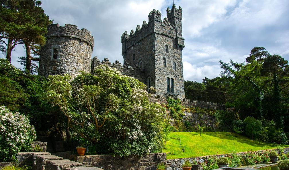 Benjamin - Adobe Stock - Château de Glenveagh dans le parc national de Glenveagh, Irlande du Nord - Sur les traces des géants en Irlande du Nord - 5