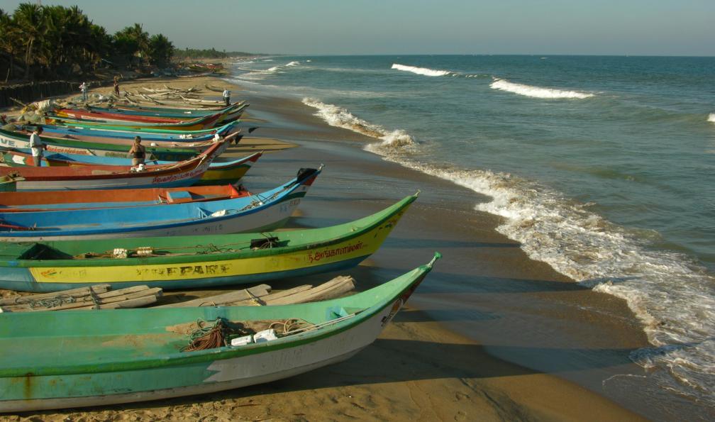 Des bateaux sur la plage, Tamil Nadu. - Entre Tamil Nadu et Kerala, le trek des épices - 10