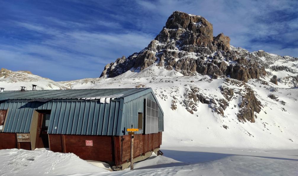 Delcour - Anna - Le refuge du Chambeyron au pied du Brec de Chambeyron, Ubaye, Alpes, France - Cabane d'altitude avec Paul Bonhomme - 8