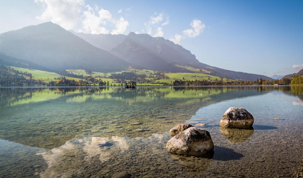 mRGB  -  Shutterstock -  Lac Walchsee dans les Alpes;Autriche - Tyrol : le tour de la chaîne de l'Empereur - 5