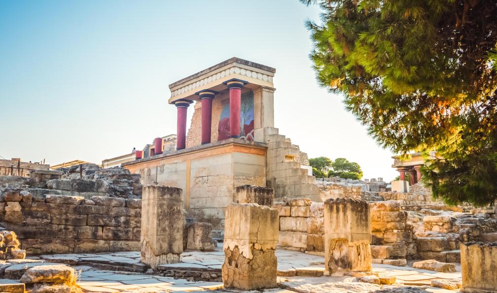 Leonhard - Niederwimmer - Pixabay - Vue sur le temple de Knossos sous le soleil de Crète en Grèce. - Randonnée du vertige en Crète - 4