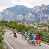 tour du lac de garde à vélo