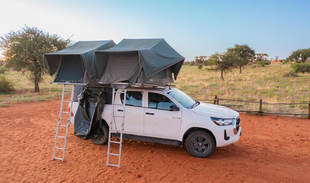 Chloé - Crétois - 4x4 avec tente de toit  - En piste pour le Namib - 3