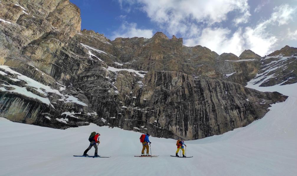 Hauer - Florian - Skieurs en direction du Col du Pavé, Ecrins, Alpes, France - La haute route des Ecrins à ski - 4