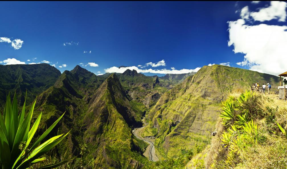 Infografick -  Istock -  Cirque de Mafate, La Réunion. - La Réunion intensément - 3