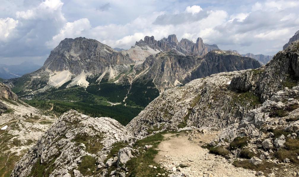 Chetrit - Julie - Sur le sentier de l'Alta via, dolomites, Alpes, Italie - L'intégrale de l'Alta Via delle Dolomiti n°1 - 1
