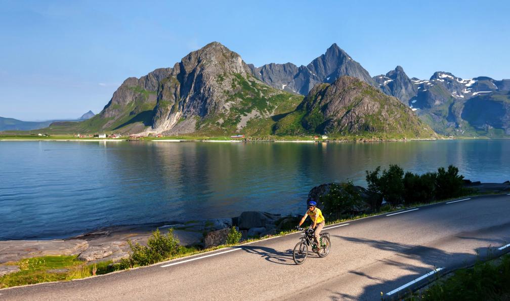 Norvège à vélo Les Lofoten à vélo entre fjords et montagnes