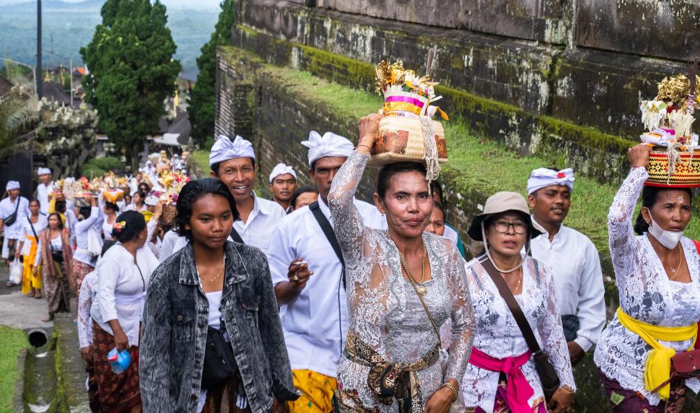 Crétois - Chloé - Cérémonie religieuse à Bali - Du Kawah Ijen aux raies Mantas - 5