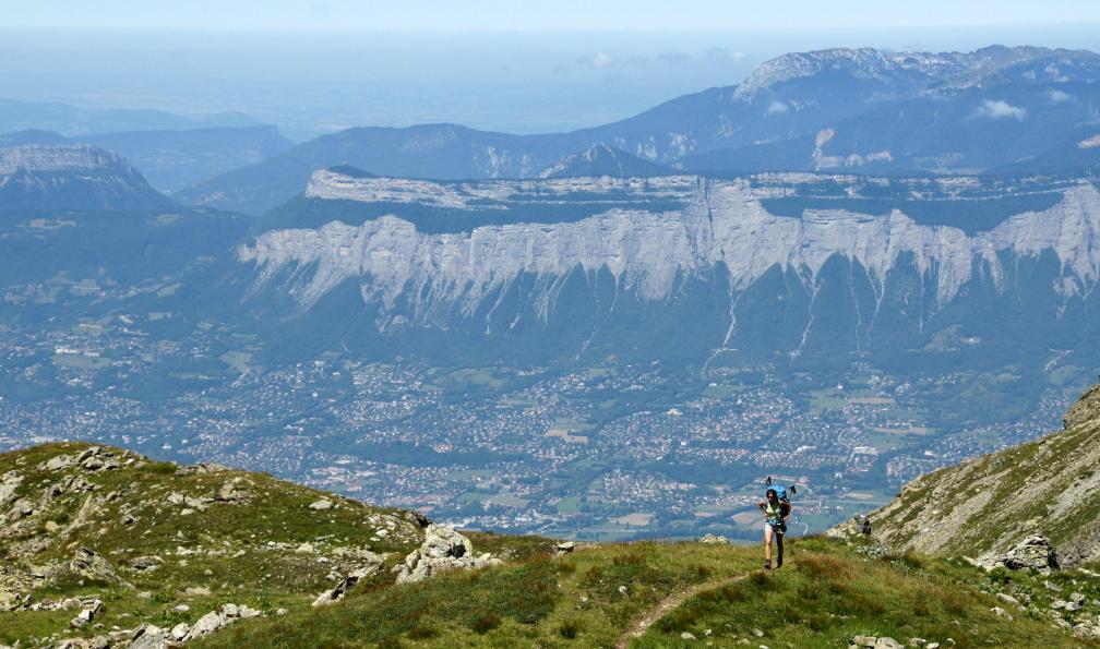 Chartreuse et Grésivaudan en montant au-dessus du lac du Crozet, Belledonne, M 30W, Alpes France. - La grande traversée de Belledonne aux Ecrins - 8
