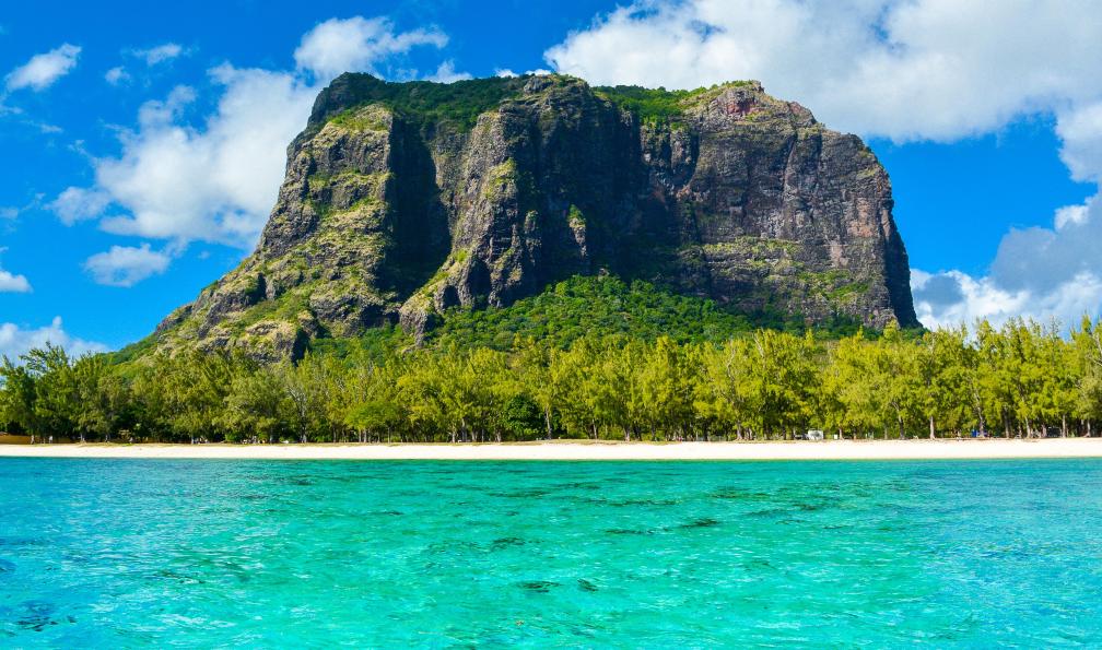 Myroslava -  Istock -   Le Morne Brabant;Île Maurice - Immersion mauricienne en lodge - 4