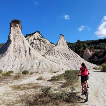 Des montagnes à la mer : la Crète à vélo