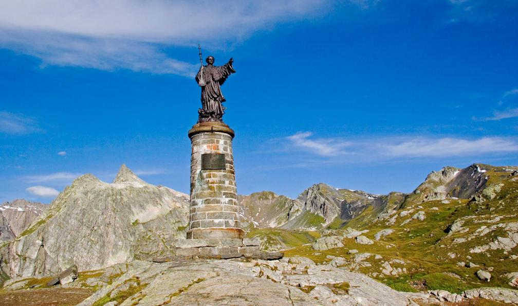 Hans und Christa Ede - stock.adobe.com - Le pas du Grand Saint Bernard, Alpes, Italie - Autour des Grands Combins - 11